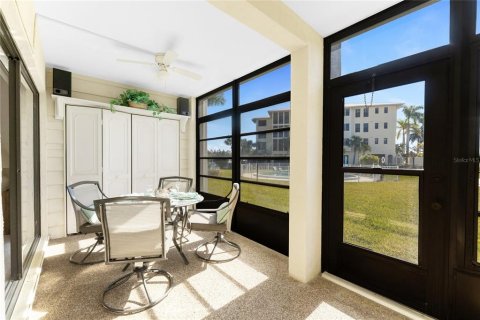 Condo in Punta Gorda, Florida, 2 bedrooms № 2109014 - photo 20