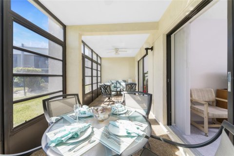 Condo in Punta Gorda, Florida, 2 bedrooms № 2109014 - photo 23
