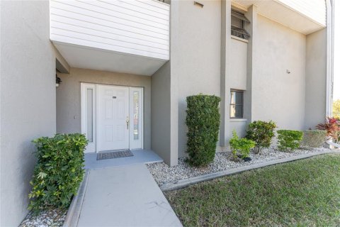 Condo in Punta Gorda, Florida, 2 bedrooms № 2109014 - photo 2