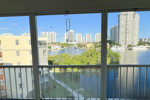 Купить кондоминиум в Авентура, Флорида 1 спальня, 75.9м2, № 1958052 - фото 13