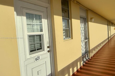 Купить кондоминиум в Авентура, Флорида 1 спальня, 75.9м2, № 1958052 - фото 5