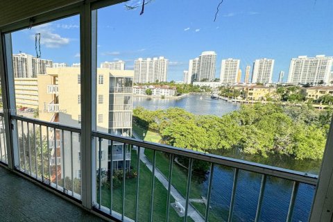 Купить кондоминиум в Авентура, Флорида 1 спальня, 75.9м2, № 1958052 - фото 12