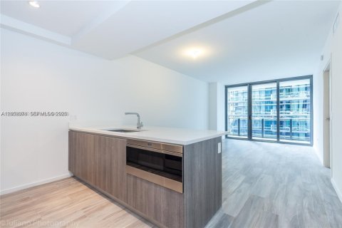 Снять в аренду кондоминиум в Майами, Флорида 1 спальня, 81.85м2, № 2179230 - фото 7