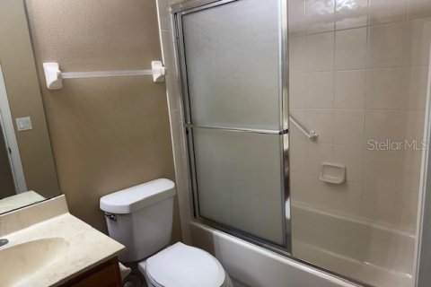 Casa en alquiler en Orlando, Florida, 4 dormitorios, 179.39 m2 № 1918026 - foto 22