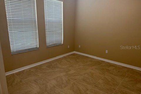 Casa en alquiler en Orlando, Florida, 4 dormitorios, 179.39 m2 № 1918026 - foto 18