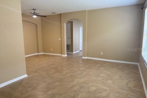 Casa en alquiler en Orlando, Florida, 4 dormitorios, 179.39 m2 № 1918026 - foto 3