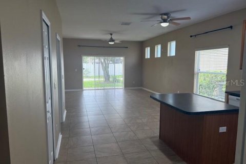 Casa en alquiler en Orlando, Florida, 4 dormitorios, 179.39 m2 № 1918026 - foto 20
