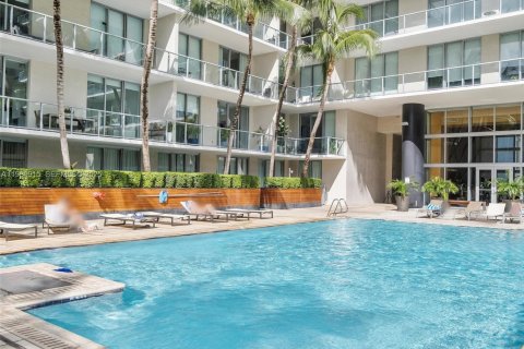 Condo in Miami, Florida, 2 bedrooms  № 2054257 - photo 25