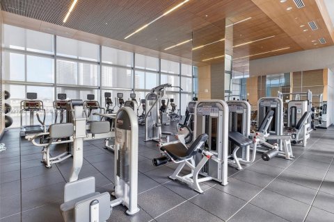 Condo in Miami, Florida, 2 bedrooms  № 2054257 - photo 27