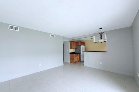 Condo in Merrit Island, Florida, 2 bedrooms  № 1777033 - photo 3