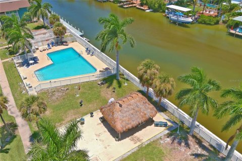 Condo in Merrit Island, Florida, 2 bedrooms  № 1777033 - photo 30