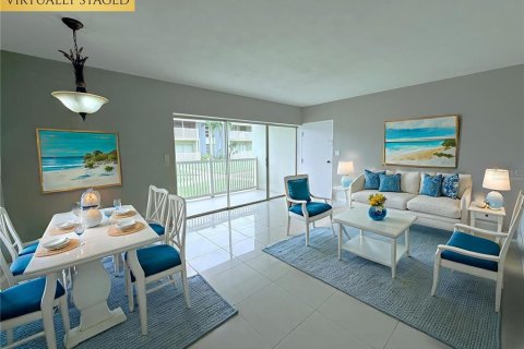 Condo in Merrit Island, Florida, 2 bedrooms  № 1777033 - photo 5