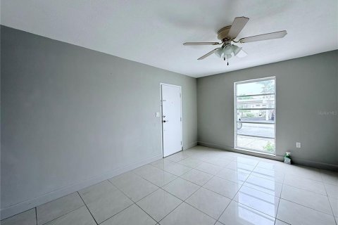 Condo in Merrit Island, Florida, 2 bedrooms  № 1777033 - photo 16