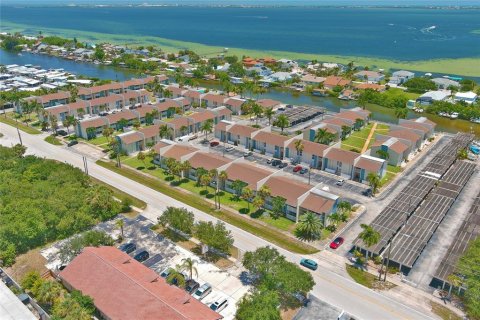 Condo in Merrit Island, Florida, 2 bedrooms  № 1777033 - photo 28