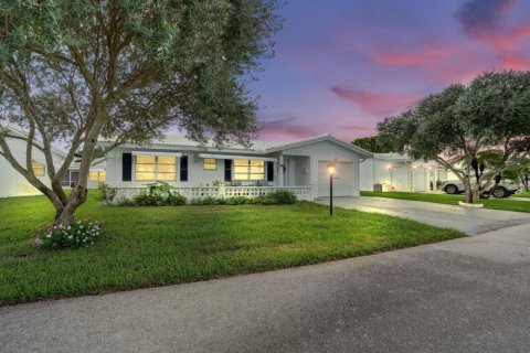 Villa ou maison à Boynton Beach, Floride 2 chambres, 122.35 m2 № 2414373