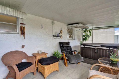 Villa ou maison à vendre à Boynton Beach, Floride: 2 chambres, 122.35 m2 № 2414373 - photo 23