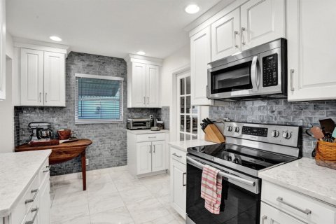 Villa ou maison à vendre à Boynton Beach, Floride: 2 chambres, 122.35 m2 № 2414373 - photo 9