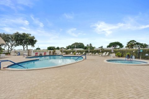 Villa ou maison à vendre à Boynton Beach, Floride: 2 chambres, 122.35 m2 № 2414373 - photo 28