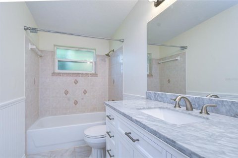 Casa en venta en Lakeland, Florida, 4 dormitorios, 181.72 m2 № 2237996 - foto 24