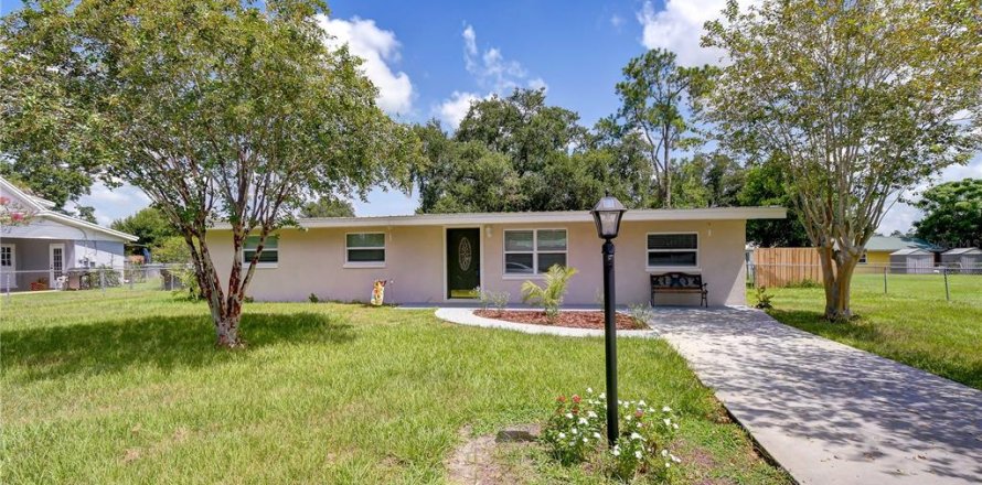 Casa en Lakeland, Florida 4 dormitorios, 181.72 m2 № 2237996