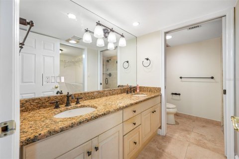Condominio en venta en Tampa, Florida, 2 dormitorios, 141.21 m2 № 1112634 - foto 12
