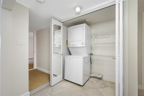 Condominio en venta en Tampa, Florida, 2 dormitorios, 141.21 m2 № 1112634 - foto 19