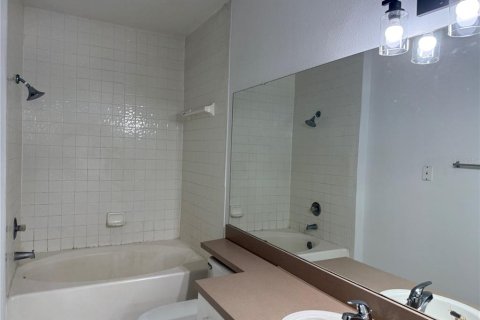 Copropriété à louer à Orlando, Floride: 1 chambre, 73.02 m2 № 2419048 - photo 5