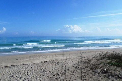 House in Port St. Lucie, Florida 3 bedrooms, 163.97 sq.m. № 2281393 - photo 30
