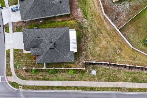 House in Zephyrhills, Florida 4 bedrooms, 215.07 sq.m. № 2102028 - photo 29