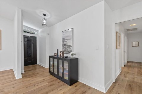 Casa en venta en Lutz, Florida, 3 dormitorios, 220.74 m2 № 2208354 - foto 7