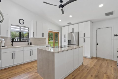 Casa en venta en Lutz, Florida, 3 dormitorios, 220.74 m2 № 2208354 - foto 18
