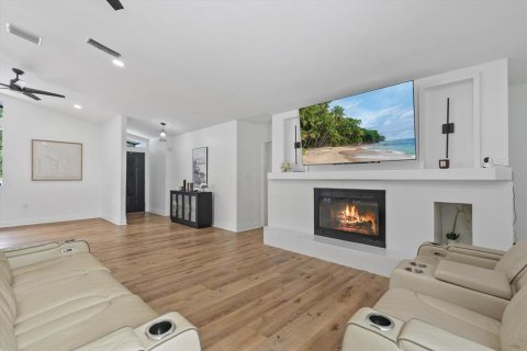 Casa en venta en Lutz, Florida, 3 dormitorios, 220.74 m2 № 2208354 - foto 16