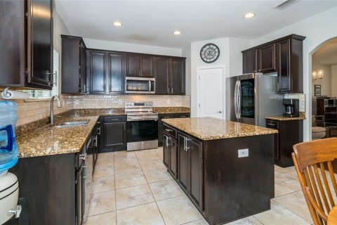 House in Wesley Chapel, Florida 5 bedrooms, 269.42 sq.m. № 1625083 - photo 8