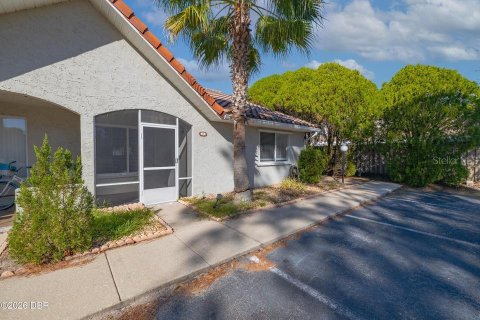 Casa en venta en Port Orange, Florida, 3 dormitorios, 110.74 m2 № 2383965 - foto 2