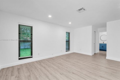 Снять в аренду виллу или дом в Бока-Ратон, Флорида 4 спальни, 233м2, № 1955651 - фото 26