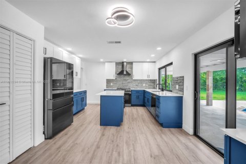 Снять в аренду виллу или дом в Бока-Ратон, Флорида 4 спальни, 233м2, № 1955651 - фото 20