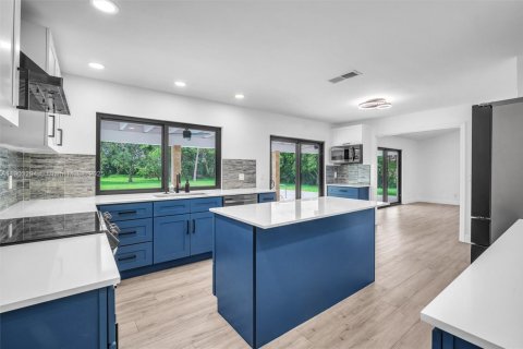 Снять в аренду виллу или дом в Бока-Ратон, Флорида 4 спальни, 233м2, № 1955651 - фото 14