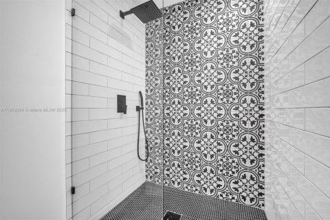 Снять в аренду виллу или дом в Бока-Ратон, Флорида 4 спальни, 233м2, № 1955651 - фото 24