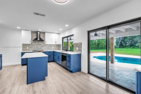 Снять в аренду виллу или дом в Бока-Ратон, Флорида 4 спальни, 233м2, № 1955651 - фото 12