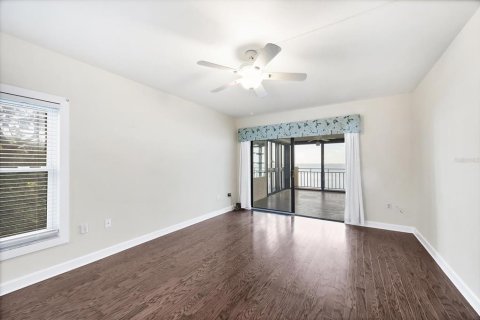 Condo in Bradenton, Florida, 3 bedrooms  № 1914169 - photo 18