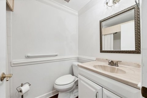 Condo in Bradenton, Florida, 3 bedrooms  № 1914169 - photo 23