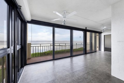 Condo in Bradenton, Florida, 3 bedrooms  № 1914169 - photo 29