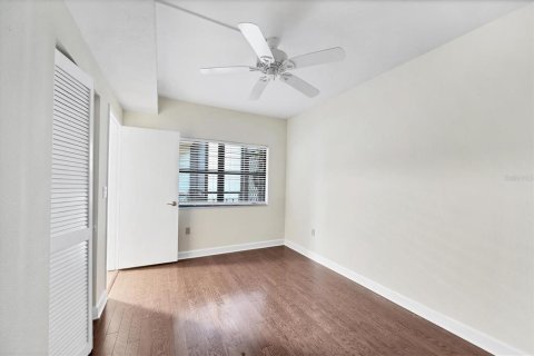 Condo in Bradenton, Florida, 3 bedrooms  № 1914169 - photo 22