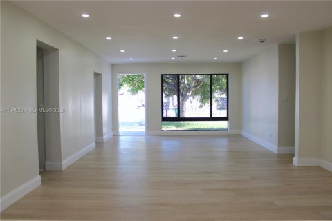 Villa ou maison à vendre à Fort Lauderdale, Floride: 5 chambres, 171.87 m2 № 1998402 - photo 23