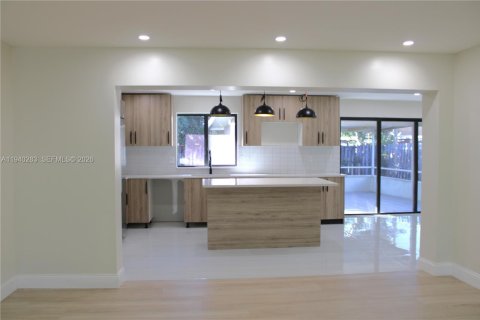 Villa ou maison à vendre à Fort Lauderdale, Floride: 5 chambres, 171.87 m2 № 1998402 - photo 24