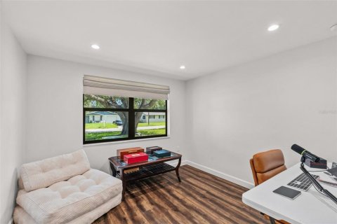 Villa ou maison à vendre à Sarasota, Floride: 3 chambres, 146.79 m2 № 2302882 - photo 14