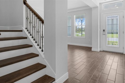 Casa en venta en Winter Garden, Florida, 5 dormitorios, 299.61 m2 № 2386445 - foto 2