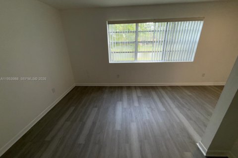 Copropriété à louer à Miami, Floride: 2 chambres, 94.67 m2 № 2153301 - photo 8