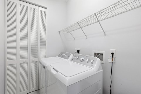 Casa en venta en Port St. Lucie, Florida, 3 dormitorios, 153.29 m2 № 2191091 - foto 24