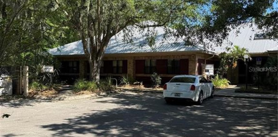 Immobilier commercial à Gainesville, Floride 142.14 m2 № 1677361